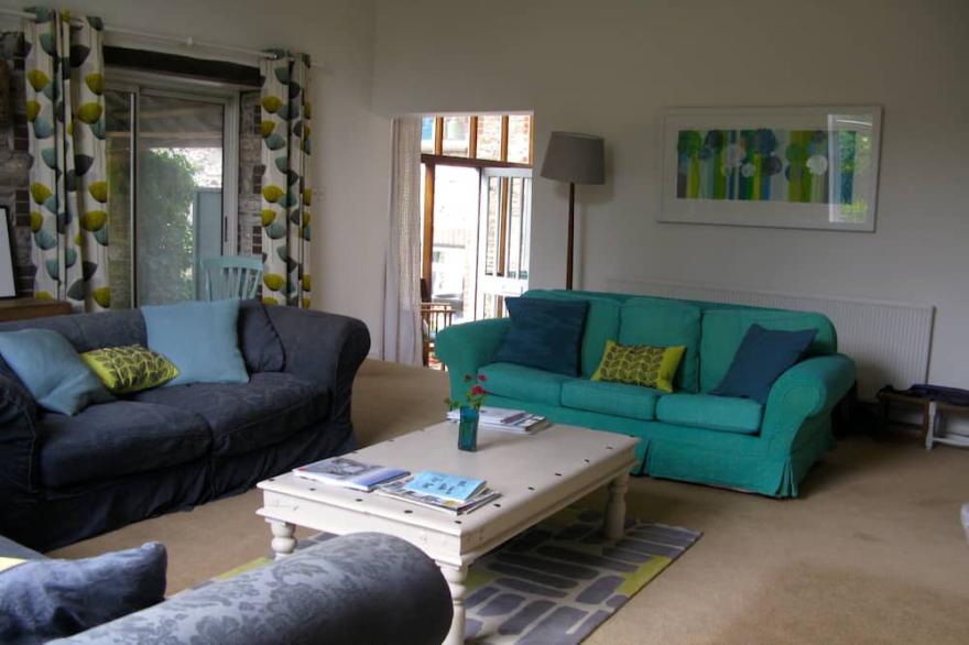 Stylish holiday barn by beaches and coast, above Salcombe estuary