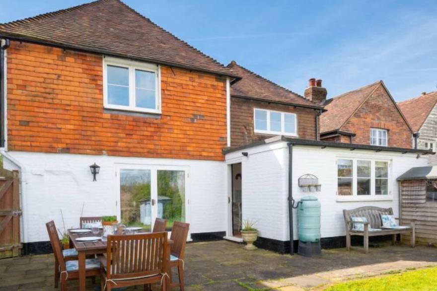 Vacation Home Cricket Cottage In East Sussex - 7 Persons, 3 Bedrooms