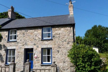 Vacation home Ger y Nant in St Davids - 6 persons, 3 bedrooms