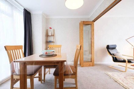 Pass the Keys | Hampstead 2BED Maisonette near Finchley Road,NW6