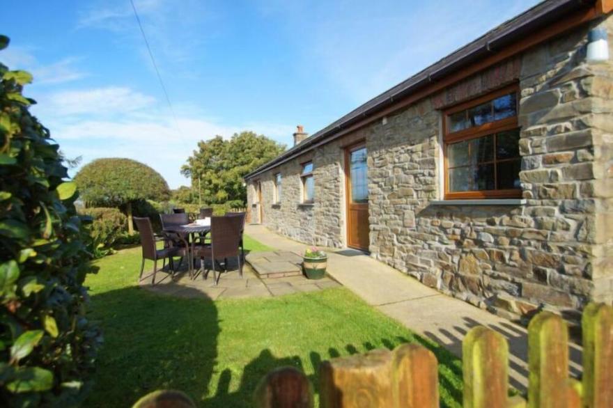 Vacation Home Cwm Derw In New Quay - 4 Persons, 3 Bedrooms