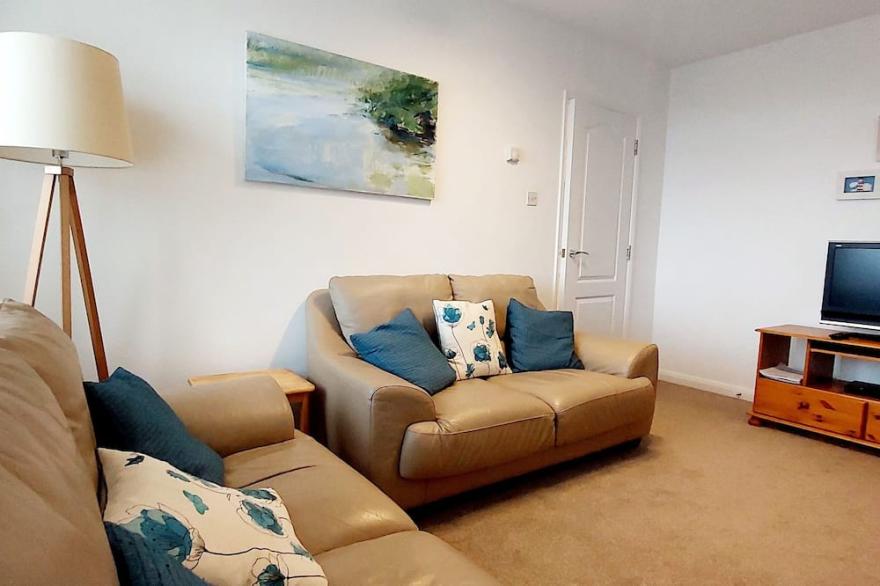 9 The Downs, modern apartment in stunning location in Thurlestone, South Devon