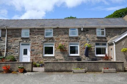 Vacation home Glaslyn Cottage in Porthmadog - 5 persons, 2 bedrooms