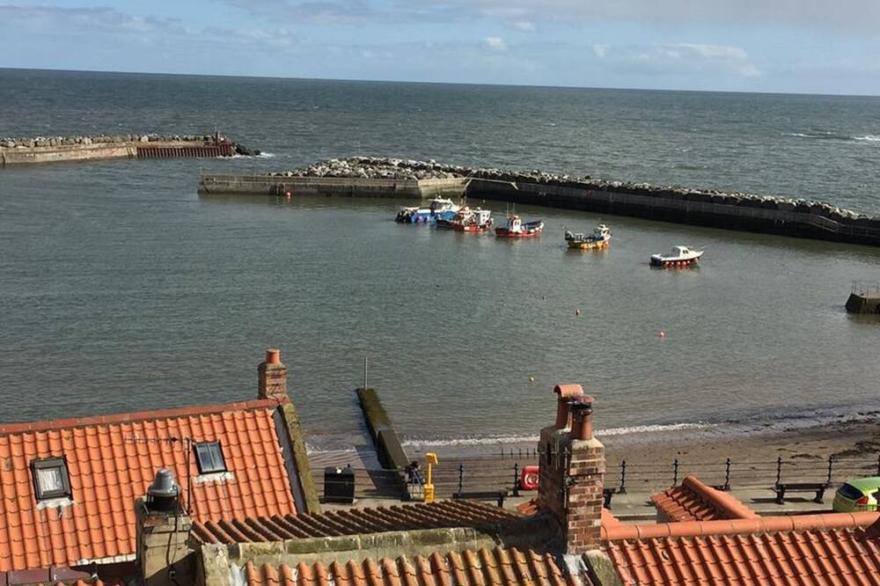 Anchor Cottage: Stunning Sea Views In The Heart Of Staithes!