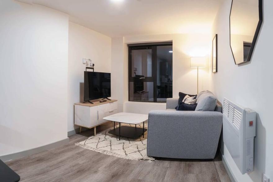Contemporary 1 Bed Apartment in Central Liverpool