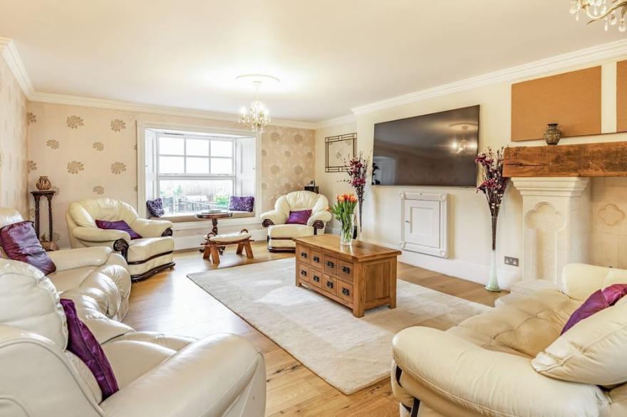 4 bedroom accommodation in Isham