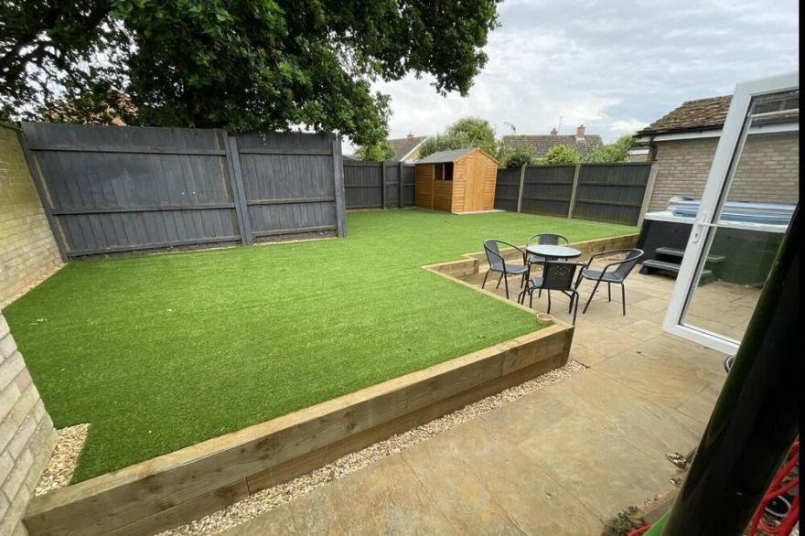 Immaculate 2-Bed Bungalow in Snettisham