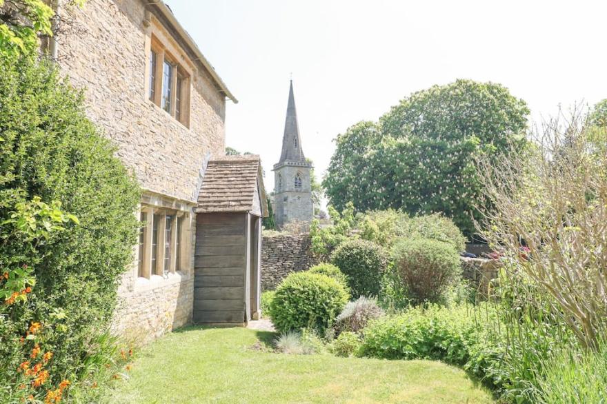 CHURCH VIEW (LOWER SLAUGHTER), Family Friendly In Lower Slaughter