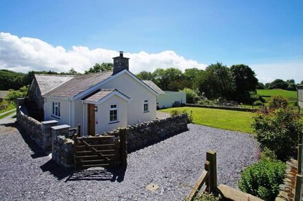 Hen Stabl Llanrug in Caernarfon