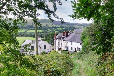 Dee Mount in the beautiful Corwen