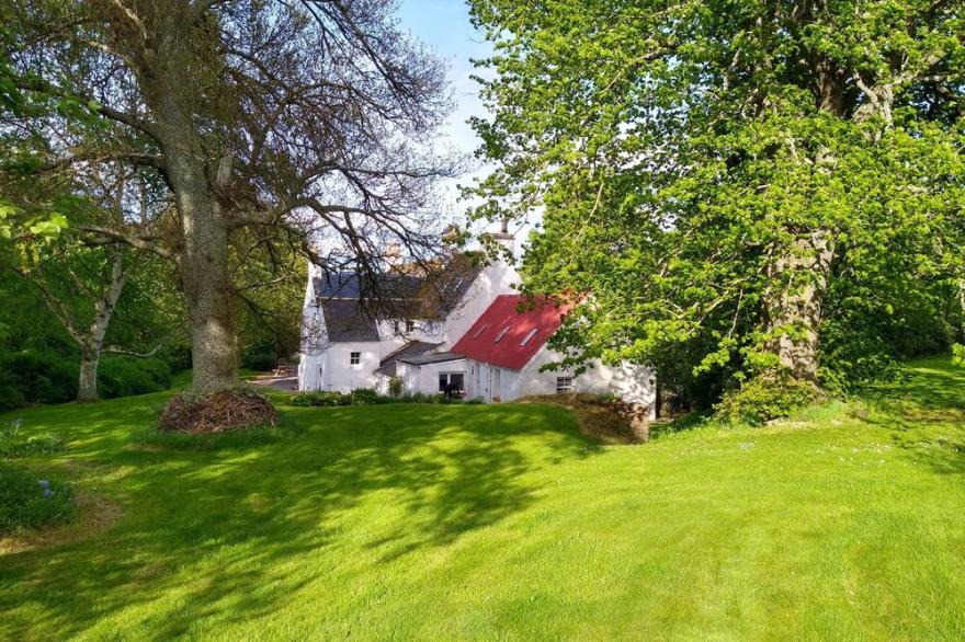 Lodge Barn: 2 Bed Cottage Attached To Former 1730 Manse Nr Dingwall/Strathpeffer