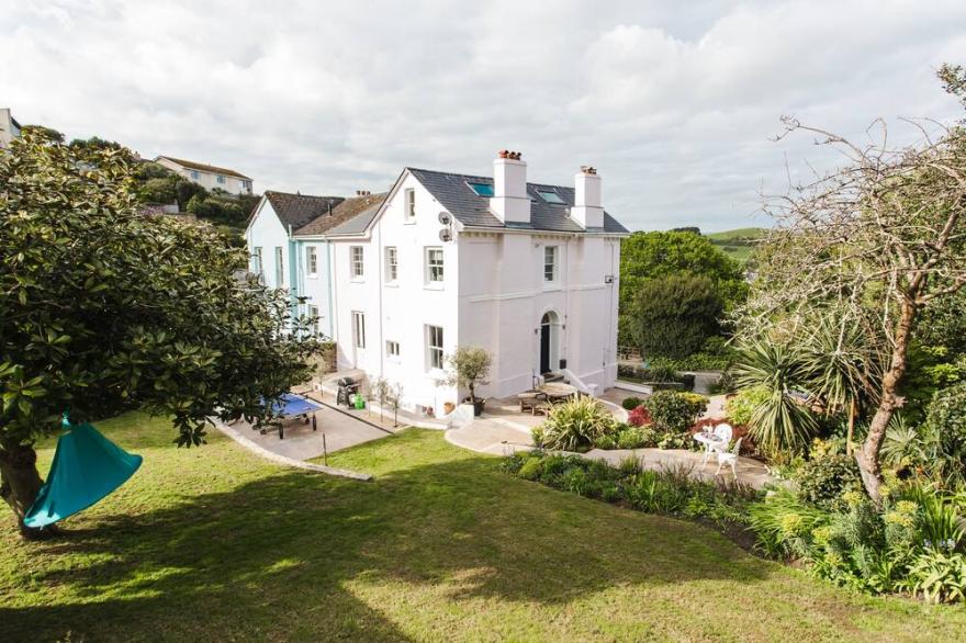 Luxury Holiday Home in Central Salcombe