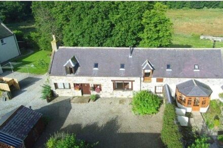 Cosy Cottage with Log burner very tranquil in gorgeous rural setting