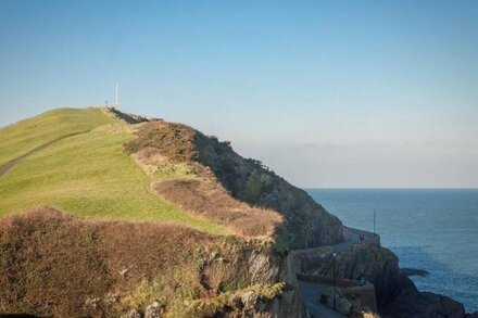 9 OCEANSIDE, family friendly, country holiday cottage in Ilfracombe