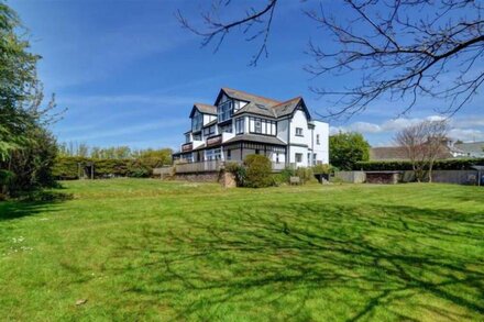 Apartment Bolthole in Croyde - 4 persons, 2 bedrooms