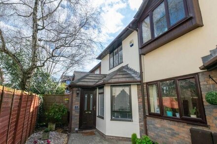 Pontcanna Mews in the beautiful Cardiff