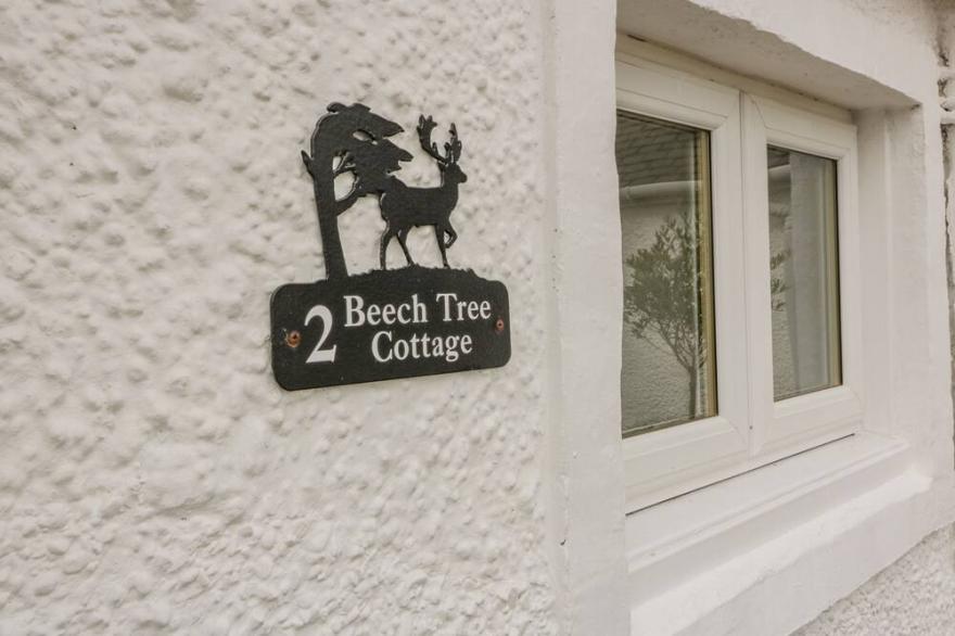 BEECH TREE, Pet Friendly, With Hot Tub In Troon