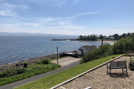 Secluded Seaview Cottage With Private Hot Tub