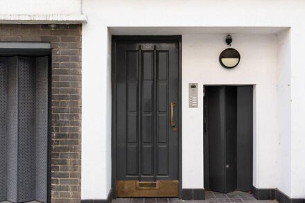 Market Mews B - One Bedroom Apartment, Sleeps 2