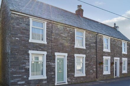 4 bedroom accommodation in Delabole, near Tintagel