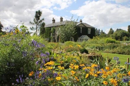 Delightful Georgian Country Manor between Cambridge and the Norfolk Coast