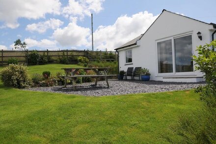 5* accredited charming traditional Welsh stone Cottage in Snowdonia