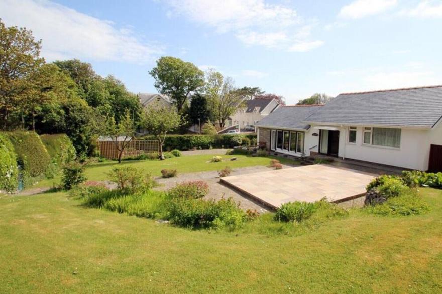 Brynfield Road - Three Bedroom House, Sleeps 6