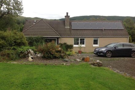 Inverherive Cottage in an area of natural beauty