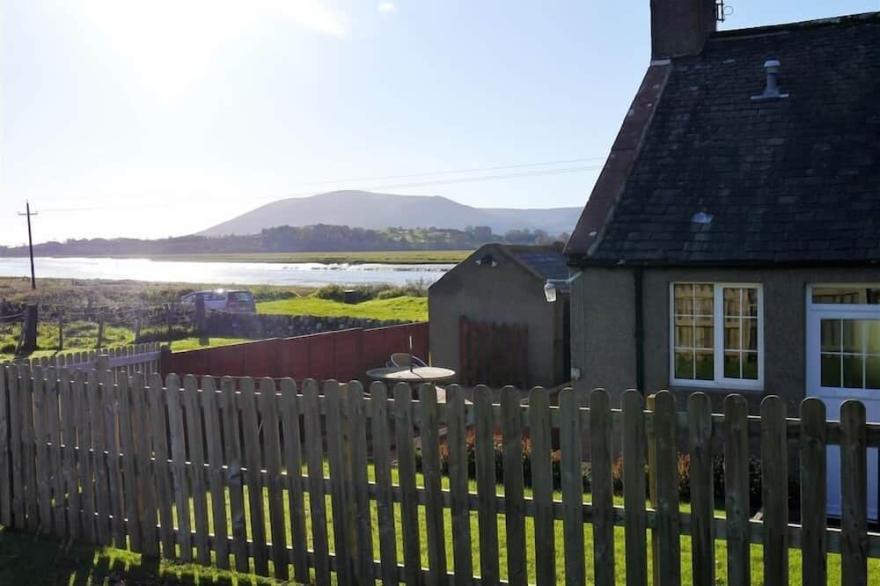 Branta Cottage -  a cottage that sleeps 4 guests  in 2 bedrooms