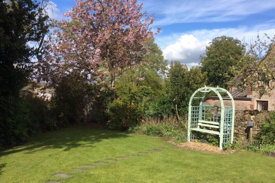 Luxury and Charming  Cottage  nr. Ullswater, parking for 2 cars in the grounds.