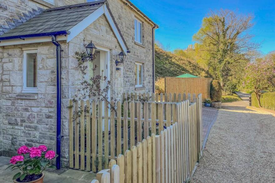 CORFE LODGE, Family Friendly, With Open Fire In Corfe Castle