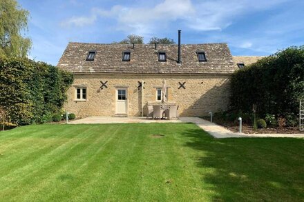 Cotswolds Barn Conversion 3 miles from Bibury