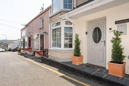 BODWENA, pet friendly, country holiday cottage in Moelfre