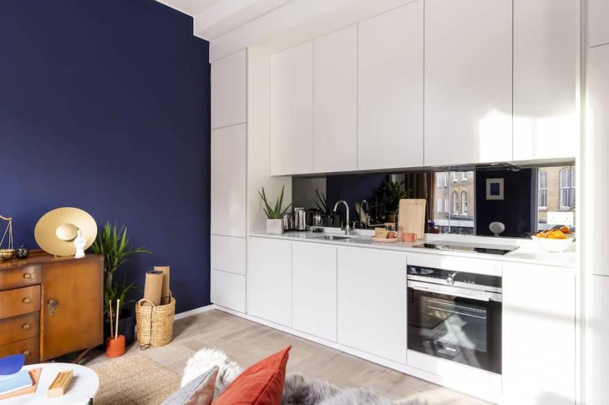 The Moonlight Apartment in Spitafields