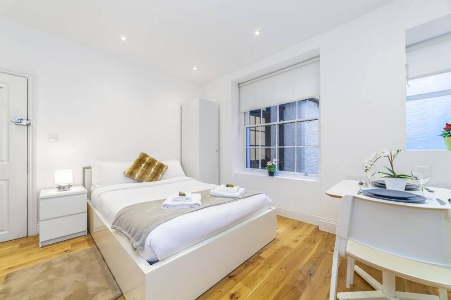 Cozy & Modern Central Studio, 10 min to Hyde Park