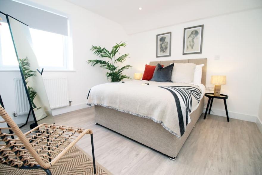 Long stay offer - Stylish 1 bed flat with parking