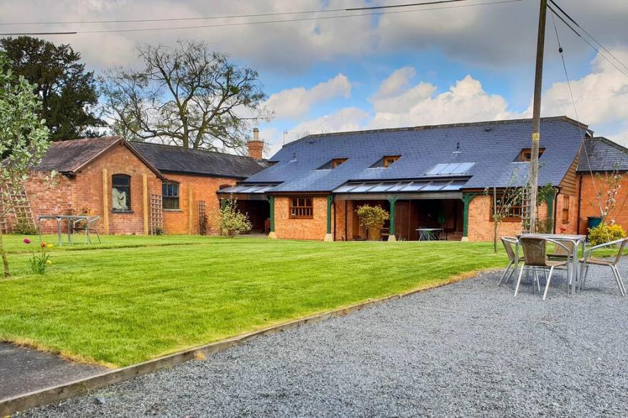 Varden House - Peace And Tranquillity In A Beautifully Converted Victorian Barn