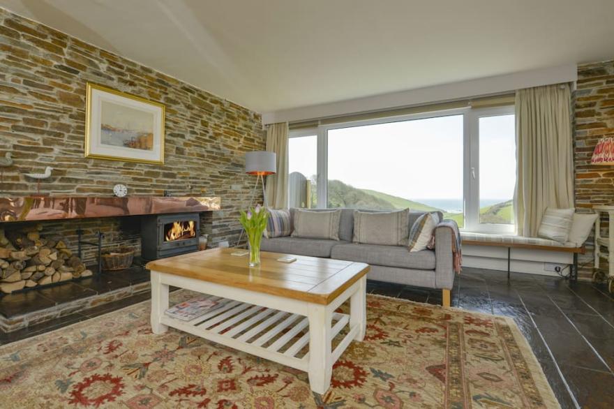 AYRMER HOUSE, family friendly, with open fire in Ringmore