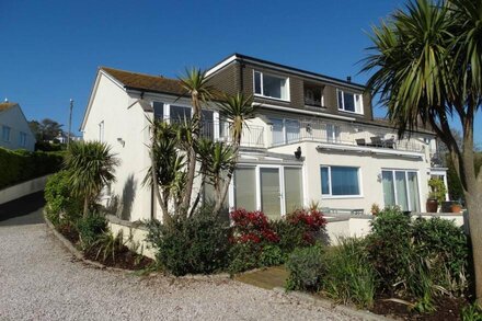 6 TARIFA, family friendly, country holiday cottage in Bigbury-On-Sea