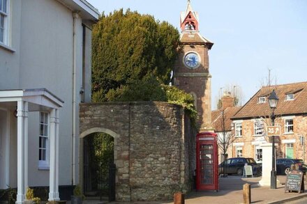 The Toll House is a unique holiday cottage with a history dating back to the 18th Century.