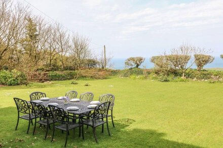 TREMORLA, pet friendly, with open fire in Boscastle