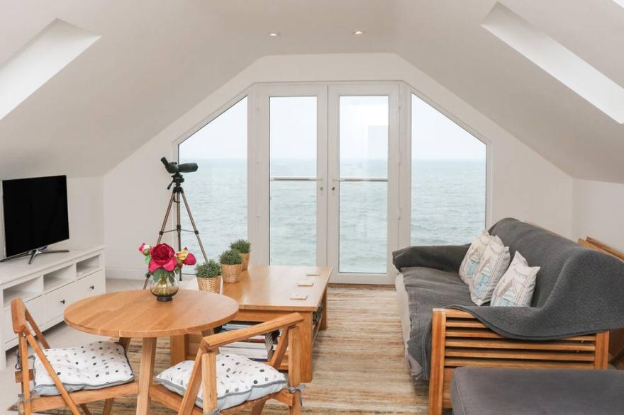 ST JULIEN, country holiday cottage in Dawlish