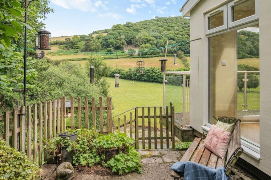 Y Rhosyn - Two Bedroom House, Sleeps 4