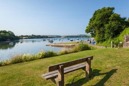 WATERS REACH, family friendly, with a garden in Kingsbridge