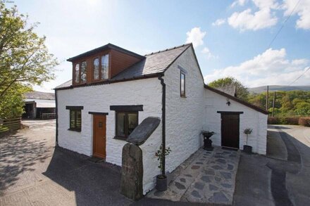 Bwthyn y Cipar - Two Bedroom House, Sleeps 4