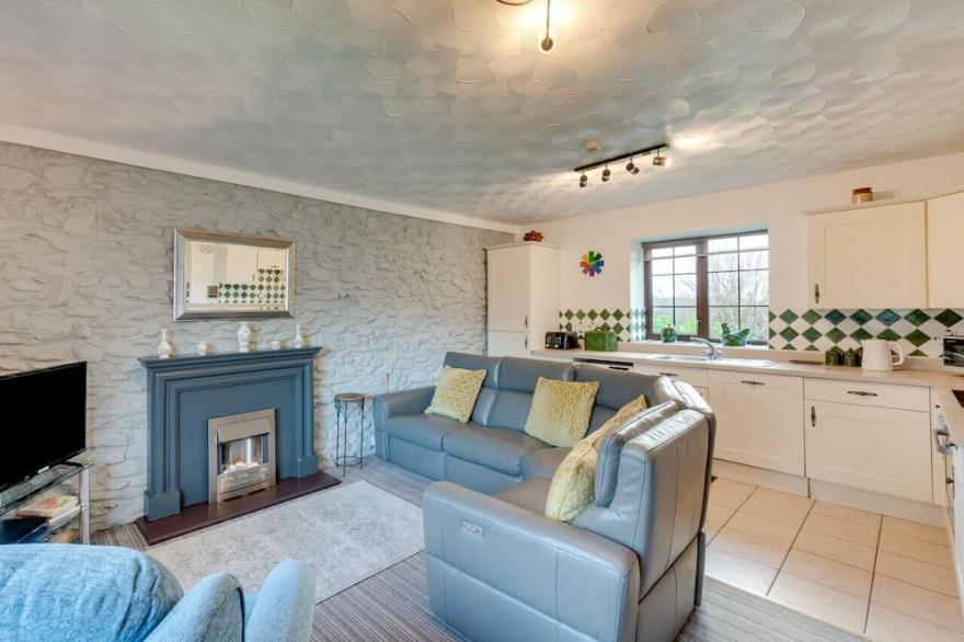 Bodhyfryd - Three Bedroom House, Sleeps 6