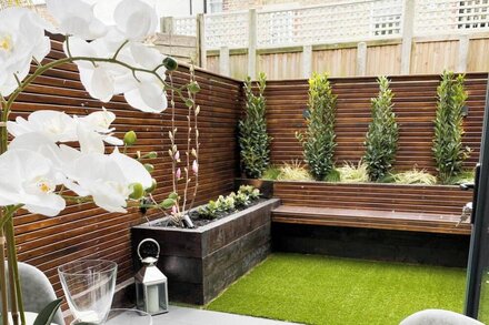 Luxury Private Garden Flat in London, Sands End / Chelsea Harbour