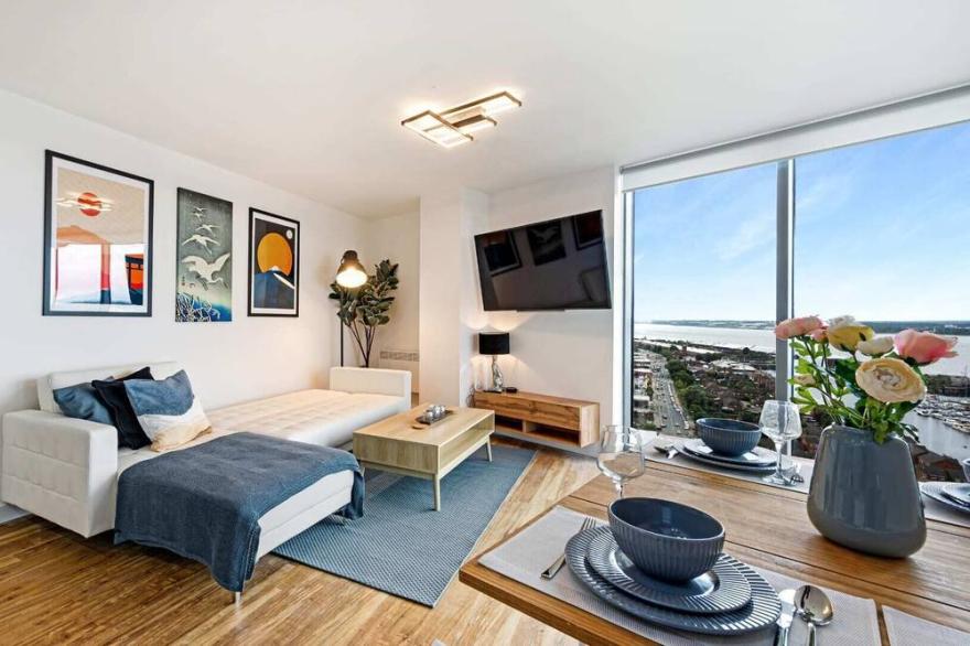 Host Apartments | Kings Dock View & Baltic Living