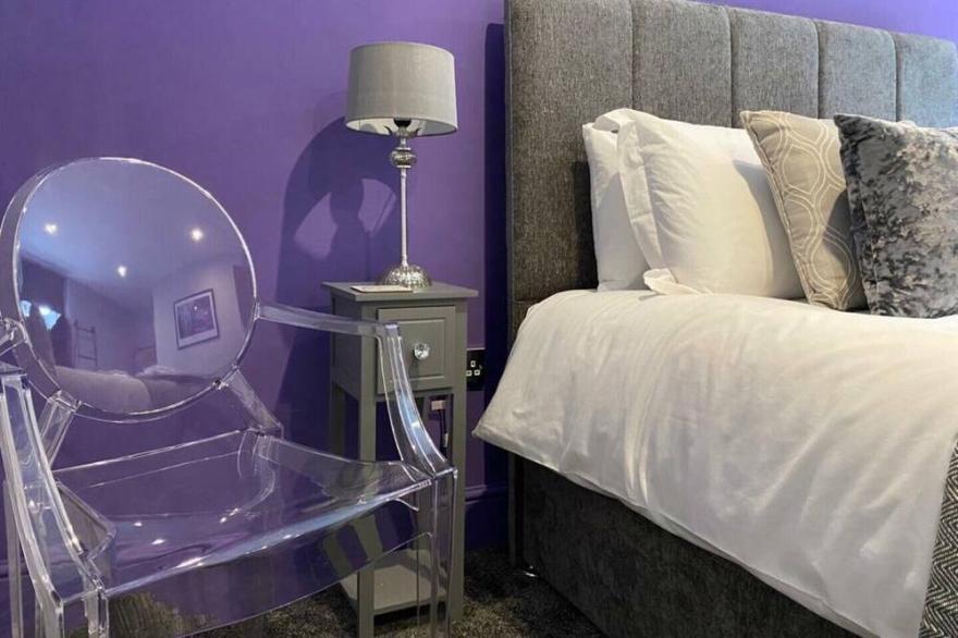 Majestic Purple - 2 Bed Apartment