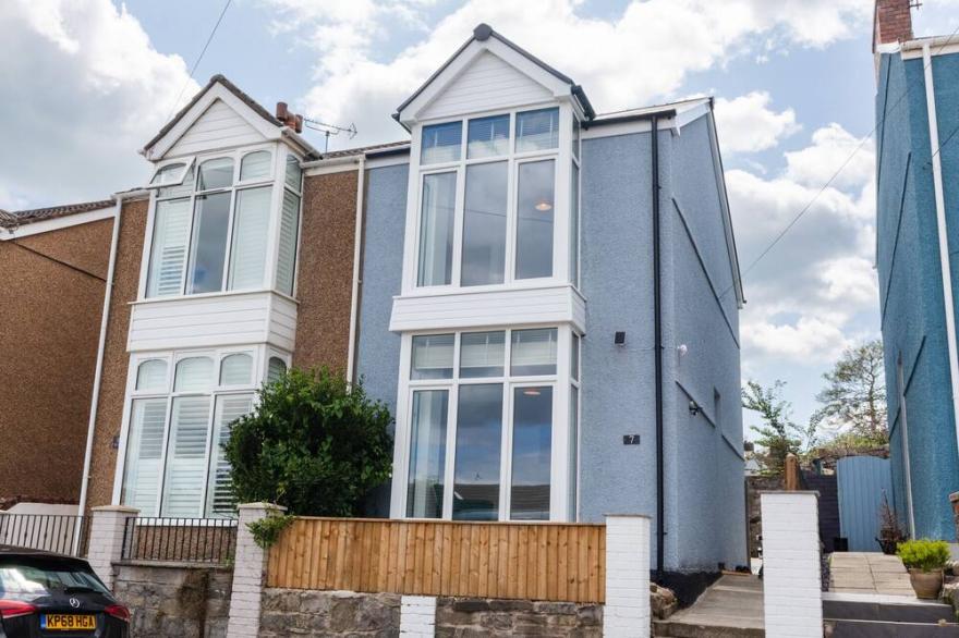 Luxury House In The Heart Of Mumbles Village